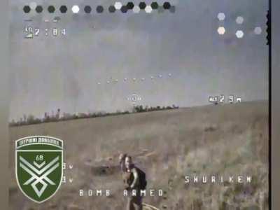 Russian invader successfully intercepted Ukrainian FPV drone with his helmet