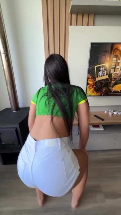 Do you like how brazilians twerk?