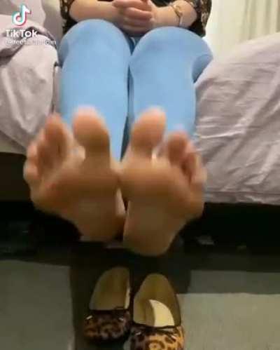 Tiktok feet