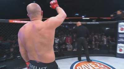 Fedor Emelianenko and Frank Mir decide they're not here for a long time but a good time in 50 seconds of Fury.