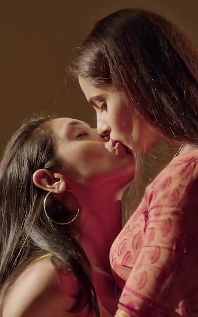 Priya Bapat &amp;amp; Geetika Tyagi [City Of Dreams S01E05]