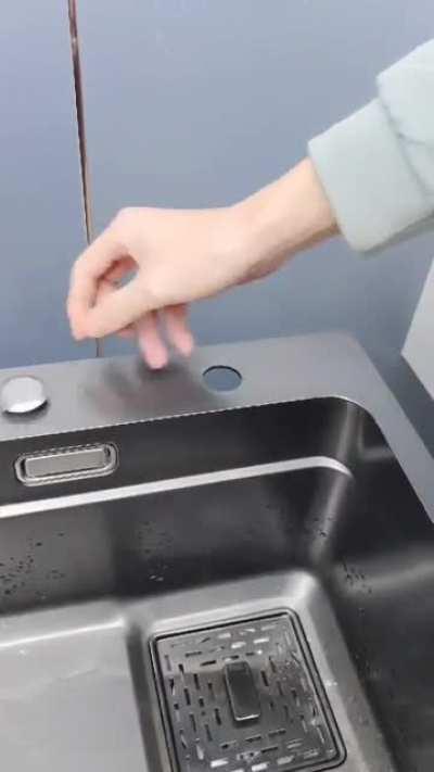 Kitchen sink accessory to easily wash bottles and glasses