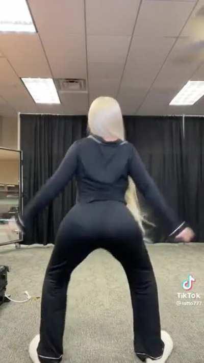 big latto ass is so big I just what to cum in her