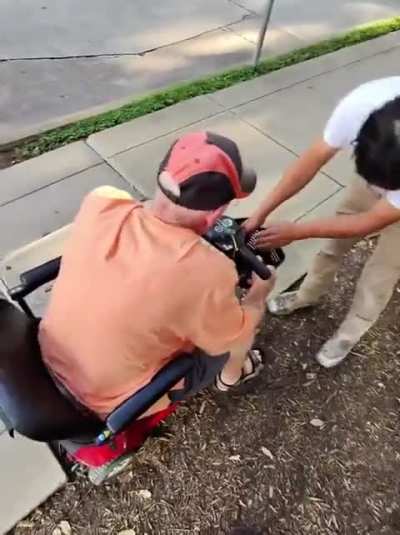 Good Samaritans Aid Elderly Man After Mobility Scooter Mishap