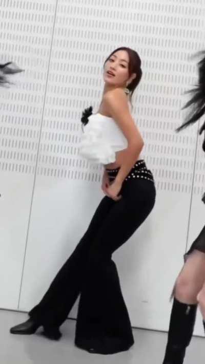 Jihyo 🤤🥴