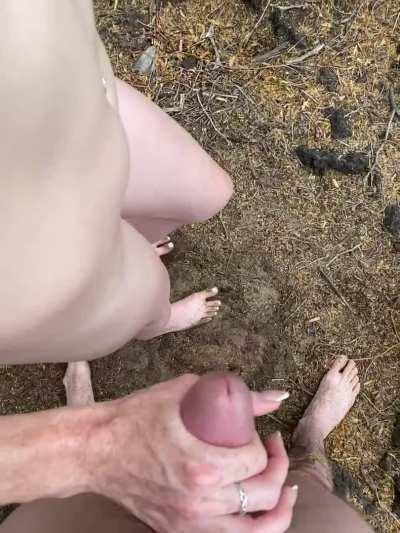 Nude hike handjob cumshot!