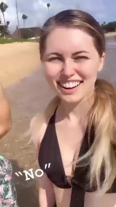 Bikini gif 3