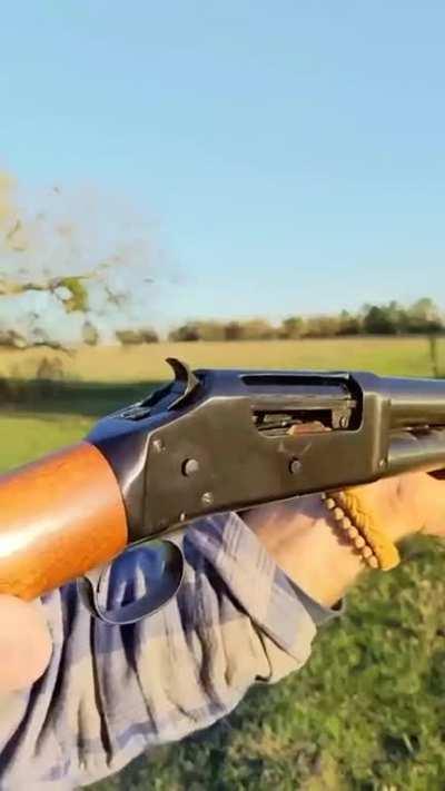 Pump-Action Shotgun - Winchester 1897