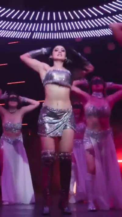 Urvashi rautela is back to rule on your cocks