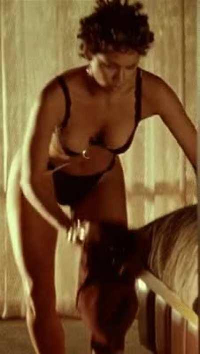 Halle Berry stripping and showing off her perfect body