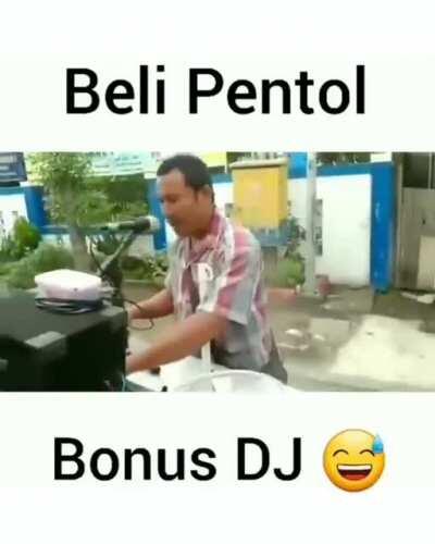 Beli pentol, bonus DJ