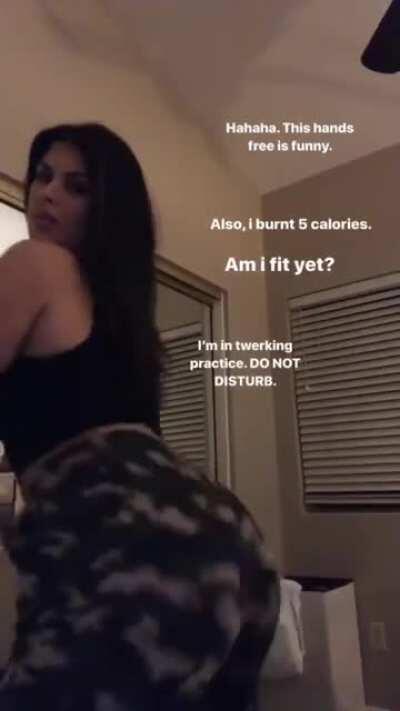 Need more ass shaking content like this