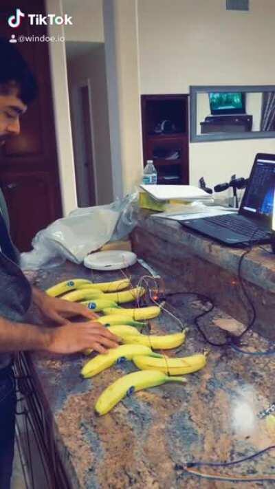 Banana Piano