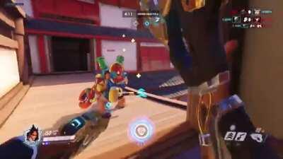 Baptiste warning and protecting Torbjörn