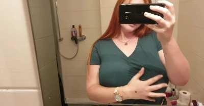 Would you fuck a curvy redhead?