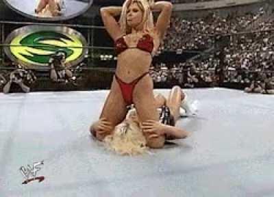 Terri Runnels vs The Kat in one of the hottest matches in wrestling history 😍