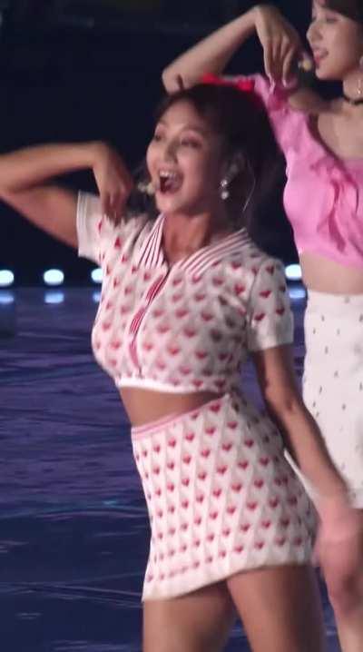 TWICE - Bouncy Jihyo