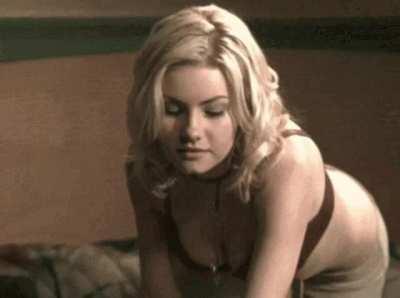 Elisha Cuthbert 