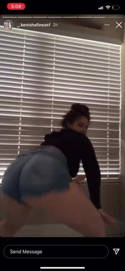 just her twerking again like always