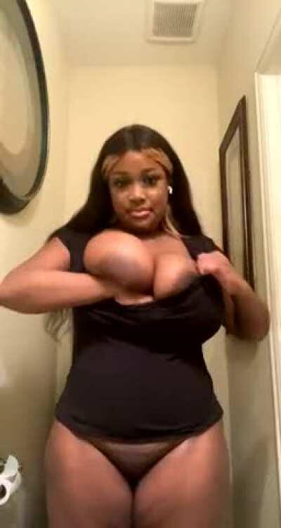 Ebony Dd Tits - ðŸ”¥ Lovely ebony boobs [reveal] : TittyDrop || [dd] redd.tube