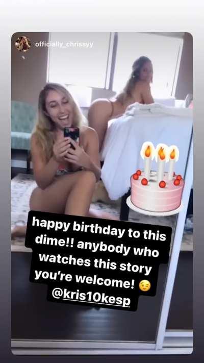 off her story, shaking her ass