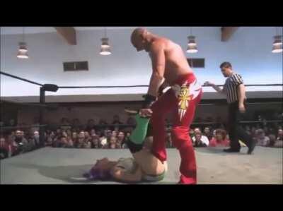 Candice LeRae suffers crotch abuse