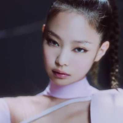 BLACKPINK - Jennie