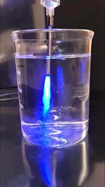 Luminol-based ECL injected in a solution containing 10% bleach