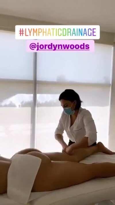 Masseuse