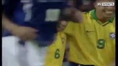 Roberto Carlos vs France 1997