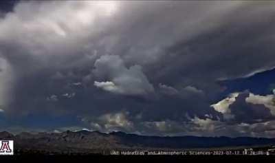 Time-lapse of the downburst incident that occurred in Arizona last week.