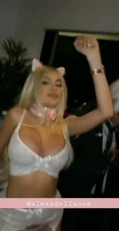 Party girl (IG vid 1)