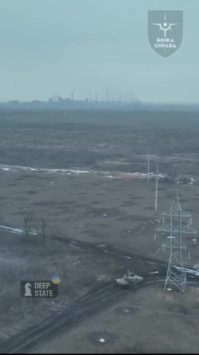 Archive footage of the M1 Abrams working with its 120mm cannon against Russian troops in the Avdiivka Chemical Plant. 47th Mechanized Brigade.