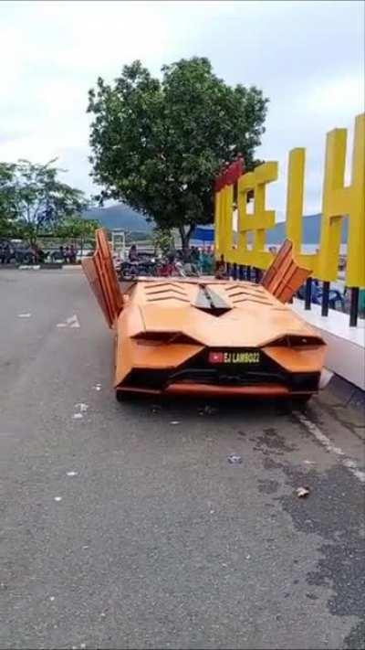 Man builds Lamborghini replica