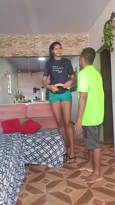 tallgirlshortguy