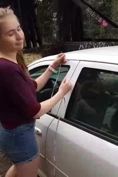 Smoothly opening a car door with a string