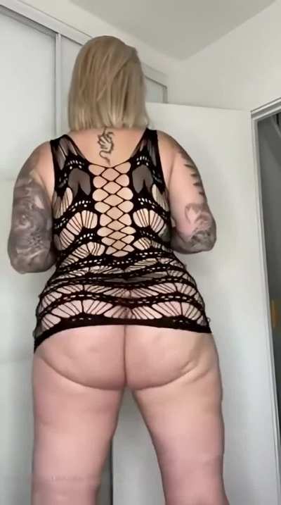 She definitely got that old lady big ass.