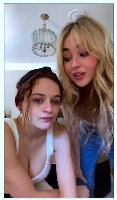 Joey King/Sabrina Carpenter