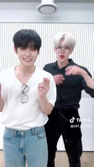 RICKY AND JIWOONG TIKTOK 😱