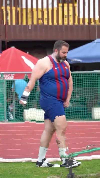 Shot putter 