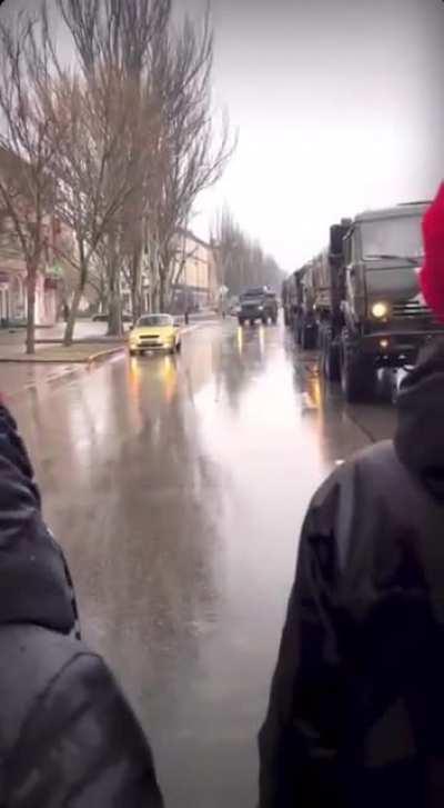 People block russian military convoy in Ukraine