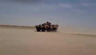 Leclerc MBT vs VBCI IFV Desert Drag Race