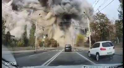 A driver records another set of rocket attacks in Dnipro - 10/10/2022