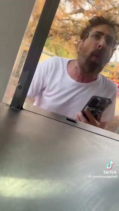 Guy goes on a food truck racist freakout 