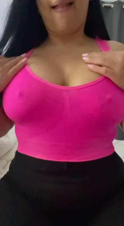 Cum on my tits 💦💦 Papi 👄