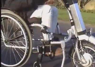 The &quot;Firefly&quot; wheelchair attachment