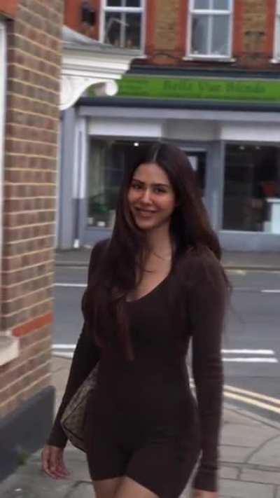 Sonam Bajwa bounce