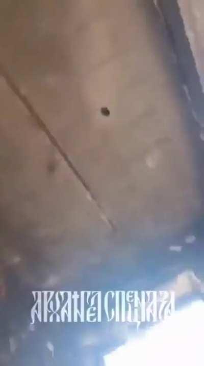 Russian soldier films extremely close arrival of AASM-250 HAMMER