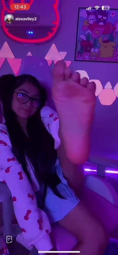 AlexaVlley69 Sexy soles