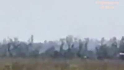 Footage of Ukrainian soldiers firing MANPADS at a Russian Su-25 